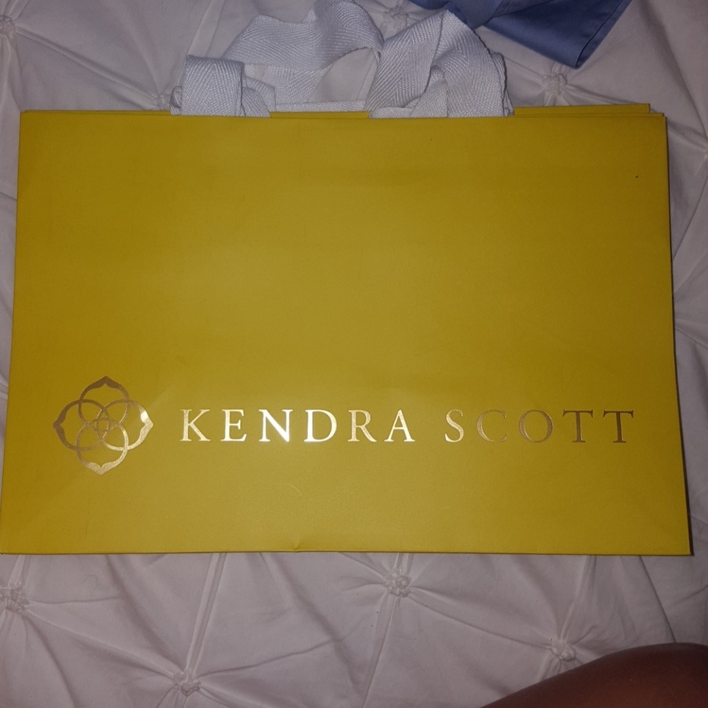 Lot of 3 large Kendra Scott gift bags